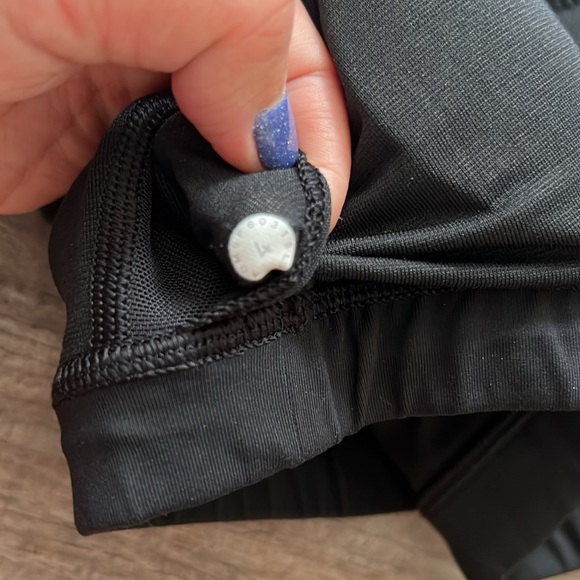 Lululemon Tied to It Bra | Size 4 - Picture 4 of 4